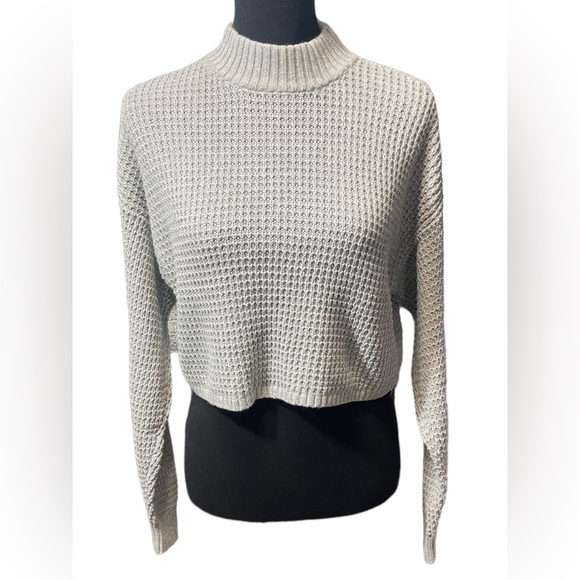 Hollister Women’s Oversized Cropped Sweater Gray Waffle Knit Mock Neck Size XS - Picture 1 of 14